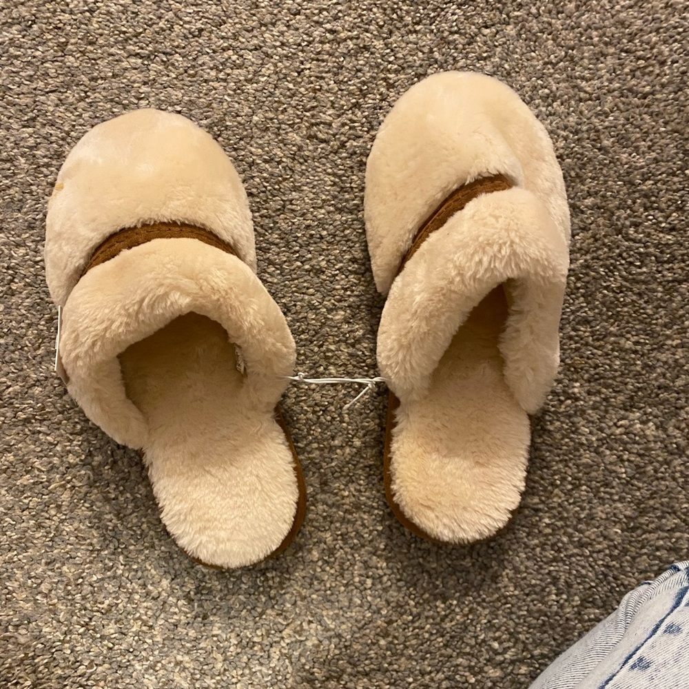 Slippers